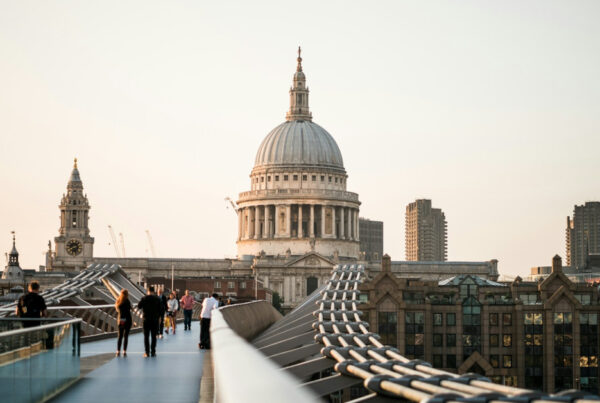 Why to invest in the United Kingdom